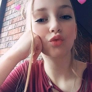 Meet your Posher, Arianna